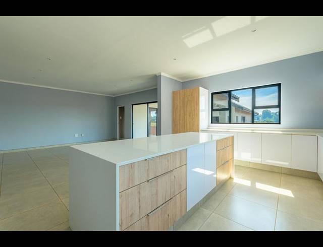 5 BEDROOM TOWNHOUSE FOR SALE IN RIVER GOOSE ESTATE
